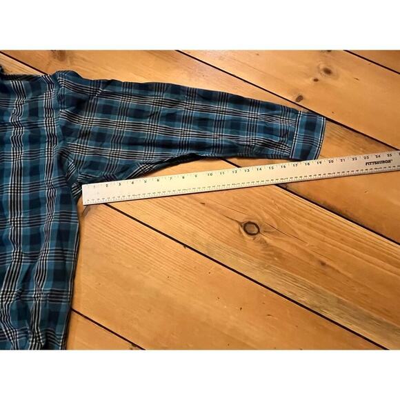 Haggar Men's Plaid Button Down Shirt. Wrinkle Resistant. Blue. Size Large - Picture 7 of 7